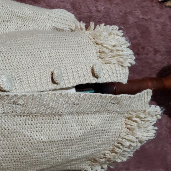 Gaby & Eden Shabby Chic Cardigan Sweater - Picture 3 of 7